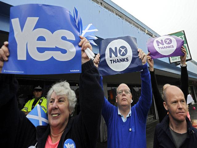 Polls put Scottish unionists a nose ahead as vote approaches