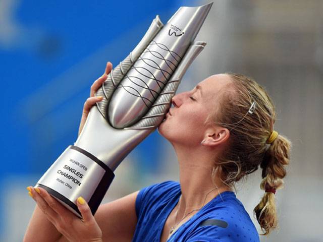 Kvitova defeats Bouchard to win Wuhan Open