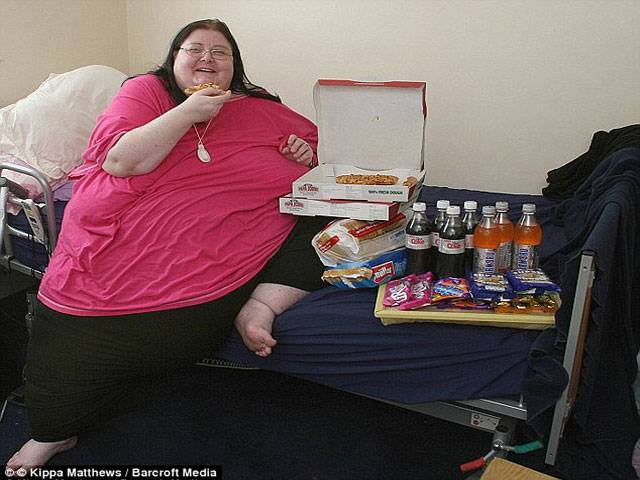 Britain’s fattest woman dies aged 44