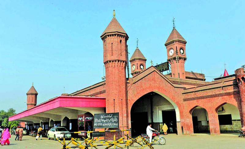 Clockwise Lahore