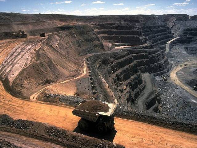 Power generation from Thar coal by Dec 2017