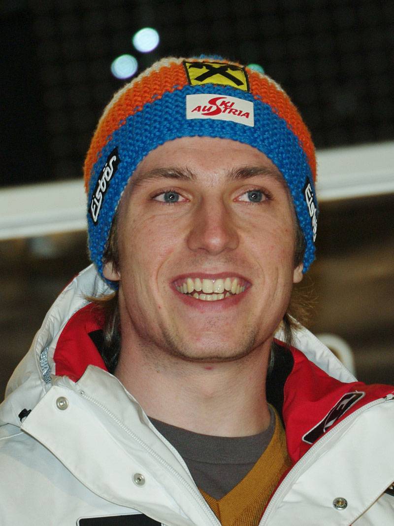 Hirscher beat Klammer with slalom win