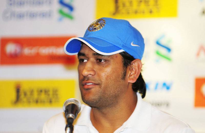 Dhoni's shock exit catches India off-guard