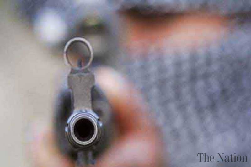 Polio cop shot in Karachi