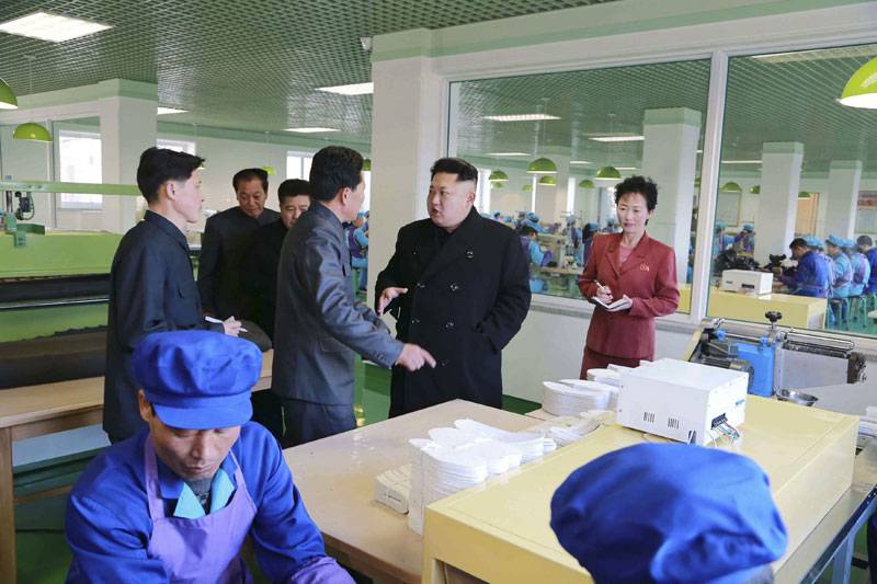 NK leader visits factory