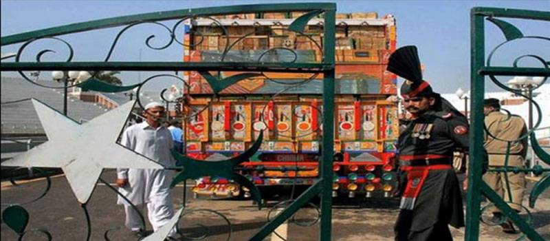 Pakistan, India resume Kashmir trade