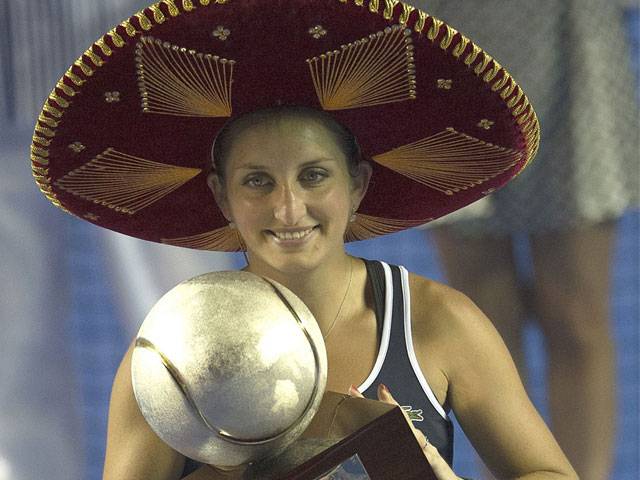 Ferrer, Bacsinszky win Mexico Open titles