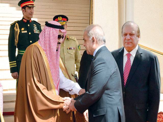 Nawaz, Saudi King vow to boost ties 