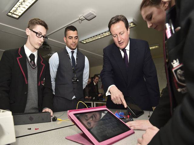 UK PM visits school