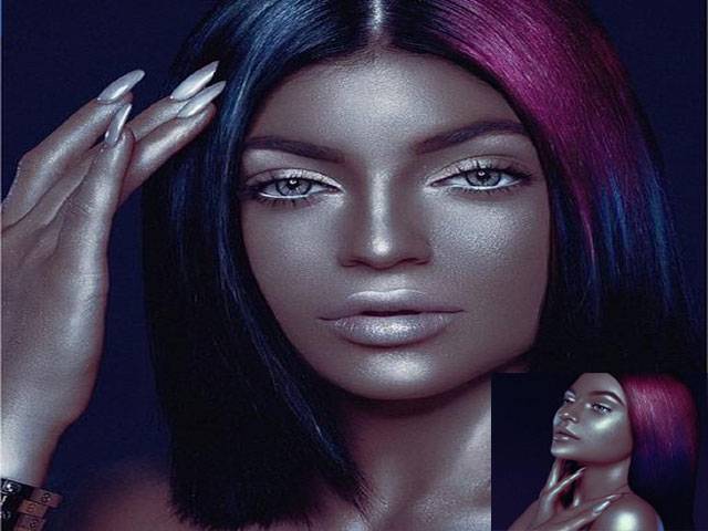 Kylie Jenner dons shimmery dark skin 