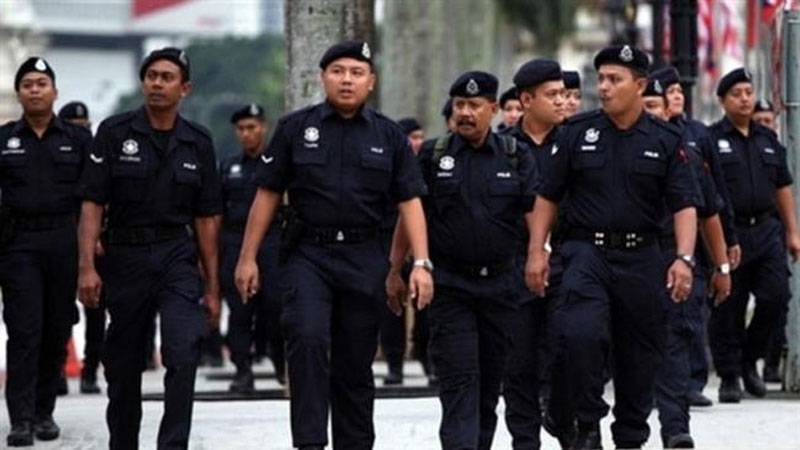 Malaysia arrests 17 in suspected terror plot