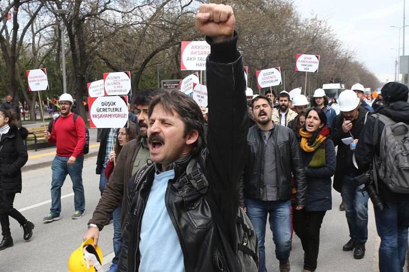  People protest against Turkey