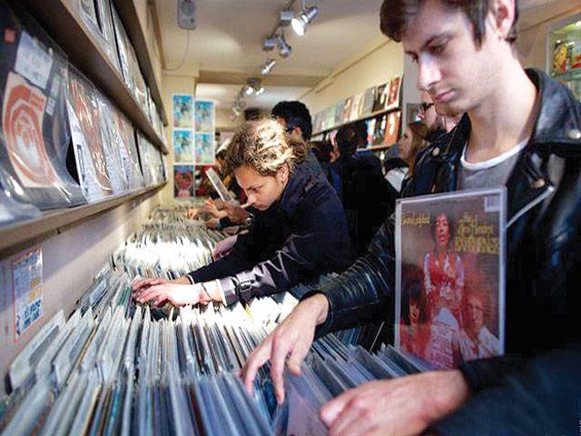 UK's first-ever vinyl chart launched
