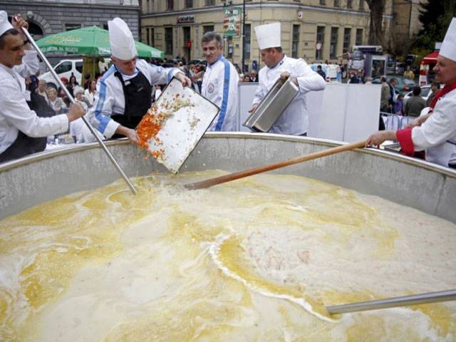 Bosnia claims second world’s largest stew 