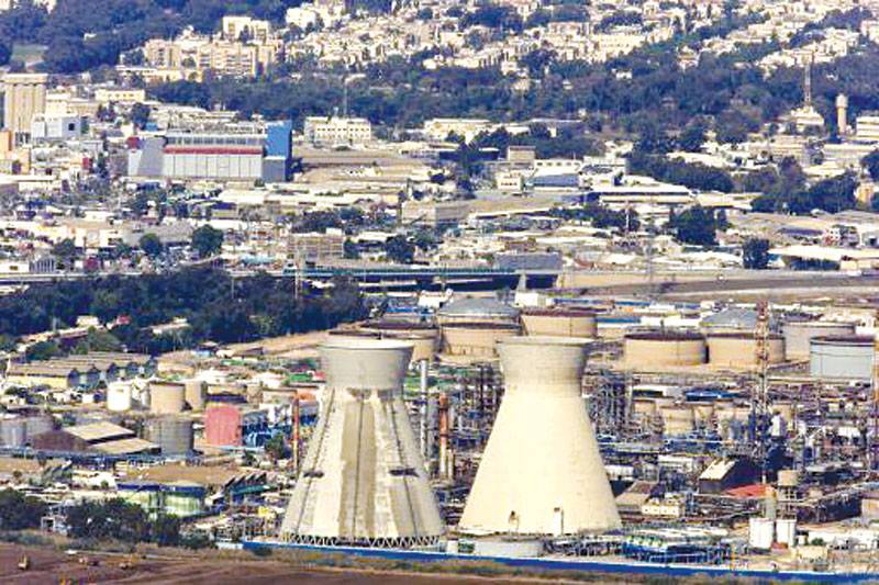 Israeli port city closes 5 factories over cancer fears