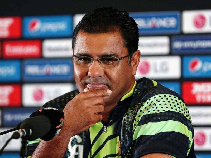 Waqar says not stepping down as Pakistan coach