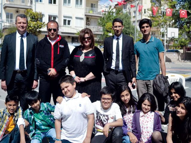 RMS students enjoy intl children festival in Antalya