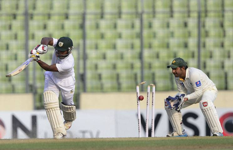 Dominant Pakistan take charge of Bangladesh Test