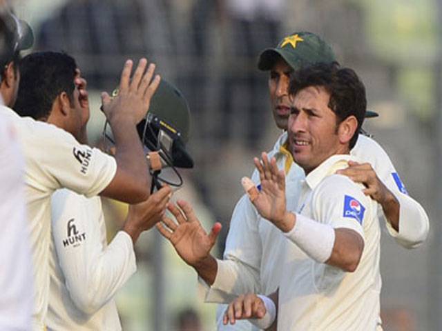 Pakistan tighten grip on decisive Bangladesh Test