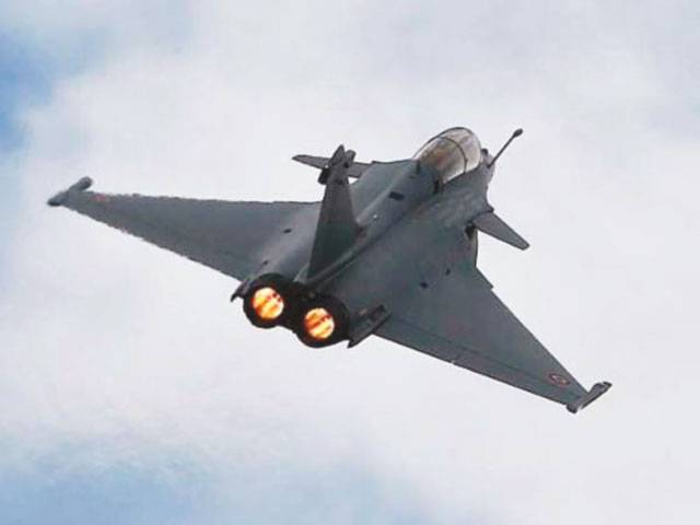 India to buy 36 French Rafale fighter jets