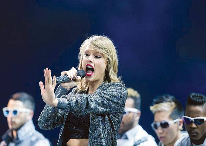 Taylor Swift writes open letter to Apple Music bosses