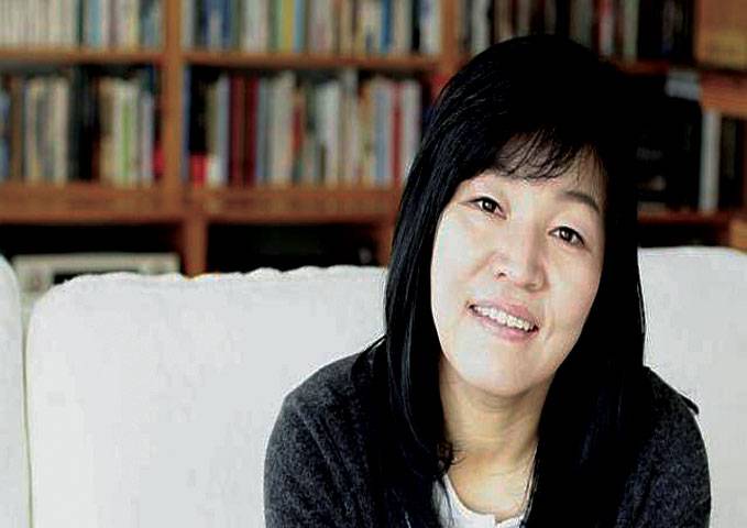 Star S Korean author apologises over plagiarism scandal 