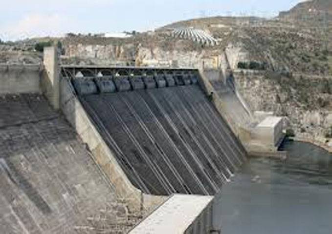 Businessmen for settling disputes to build big dams
