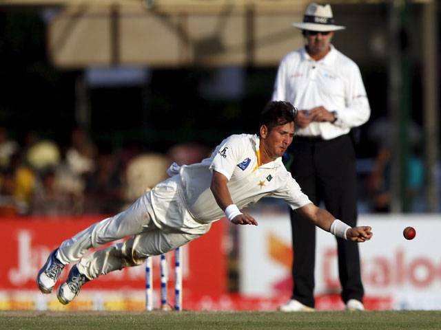 Kaushal, Prasad skittle Pakistan in second Test