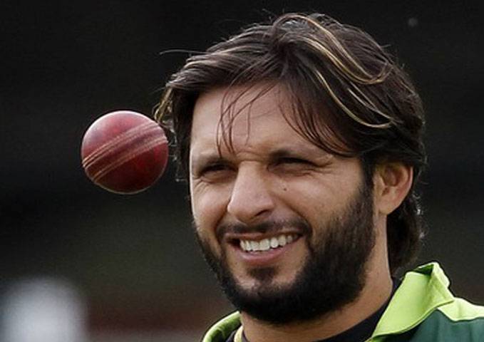 Don’t forget Dhoni’s record in Indian cricket: Afridi