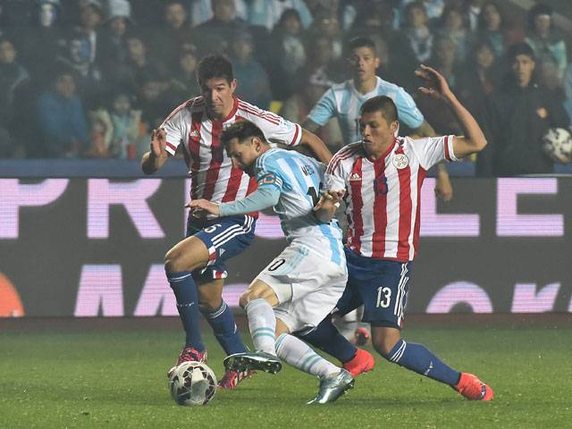 Messi sparkles as Argentina thrash Paraguay