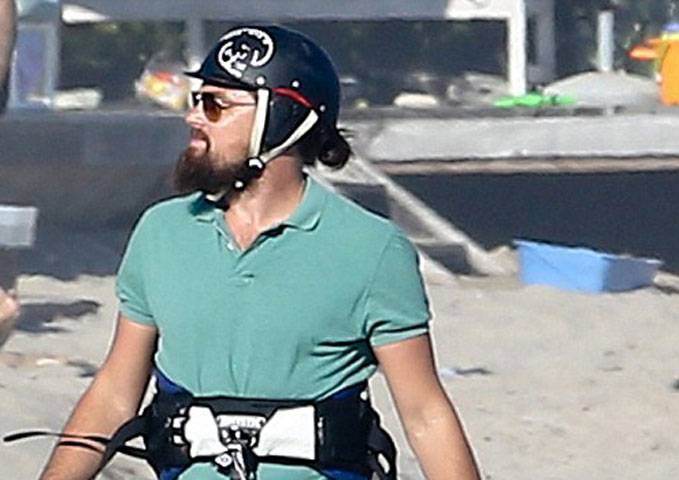 DiCaprio tries his hand at kite surfing 