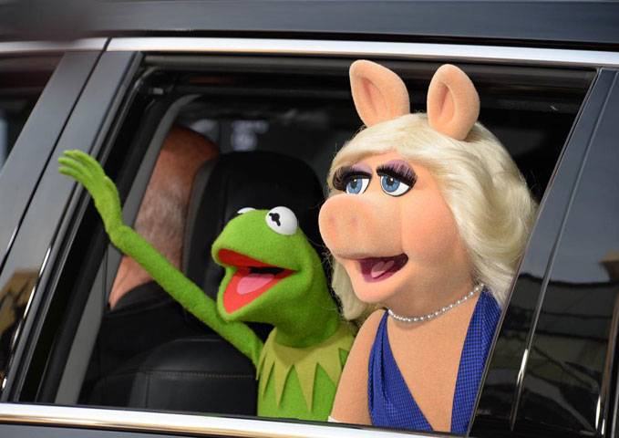 Miss Piggy, Kermit break up ahead of new Muppets show 