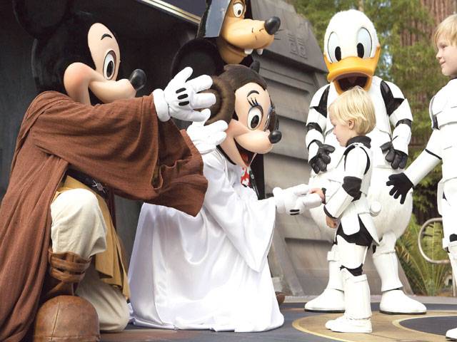 Two huge Star Wars land at Disney