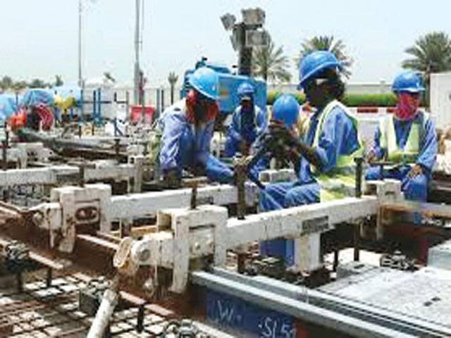 UAE adopts reforms to curb abuse of foreign workers