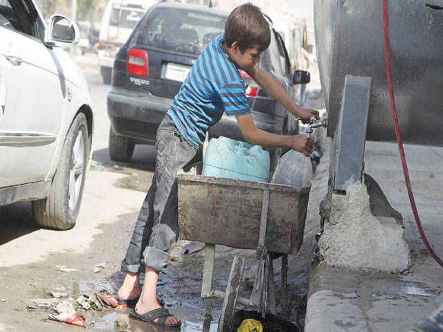 Syrians discover new use for mobile phones - finding water