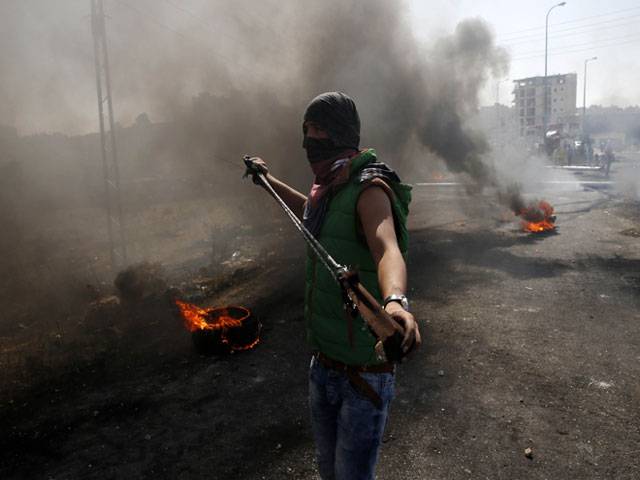 Palestinians clashes with Israel soldiers in Ramallah