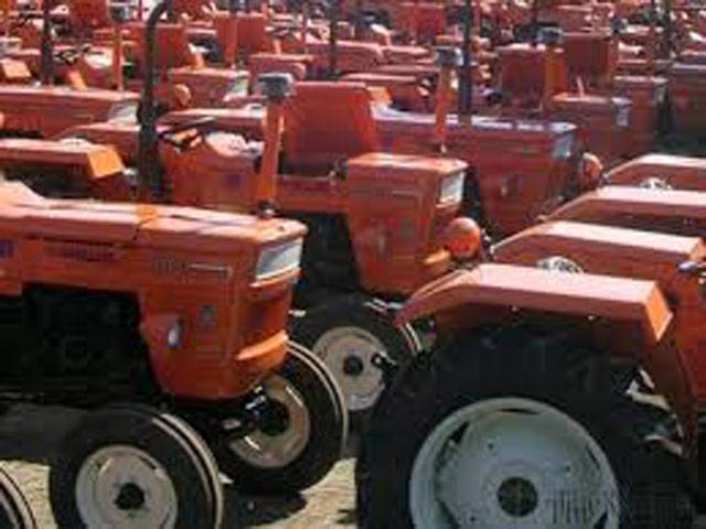 ‘Wrong policies’ affect tractor industry