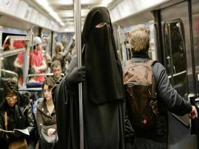 Burqa-clad ‘suicide bomber’ turns out to be lover 