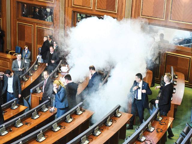 Kosovo MPs stage new tear gas protest