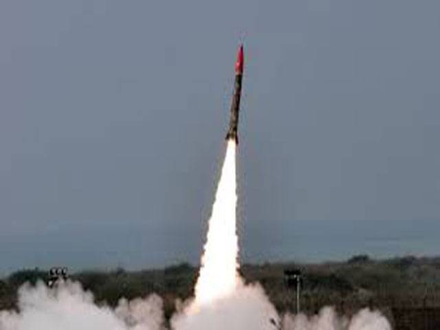 Pakistan test-fires ballistic missile