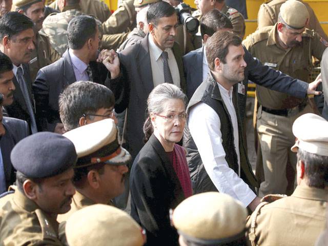 India court grants bail to Gandhis in graft case
