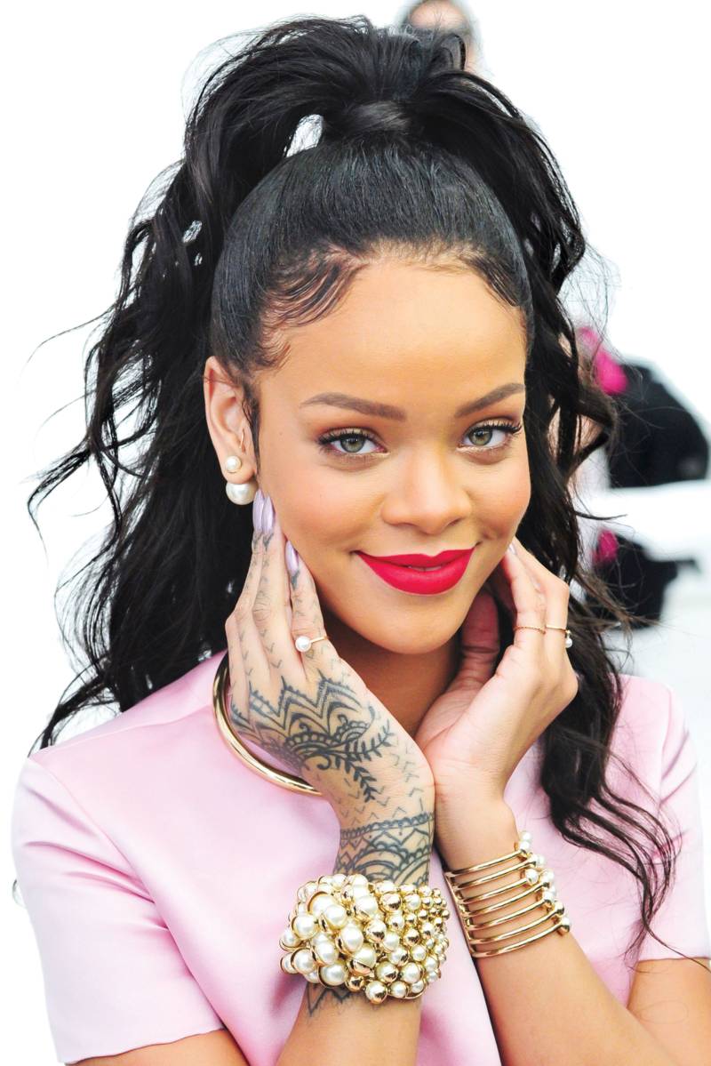 Rihanna cuts short clubbing after firing