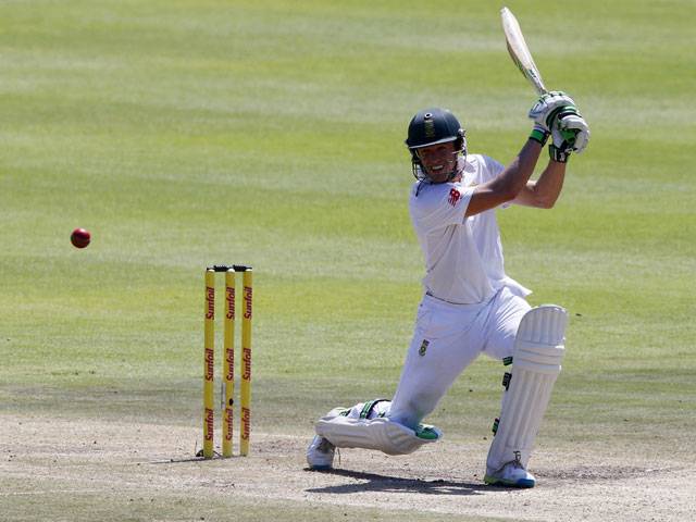 Hashim Amla stands firm against England