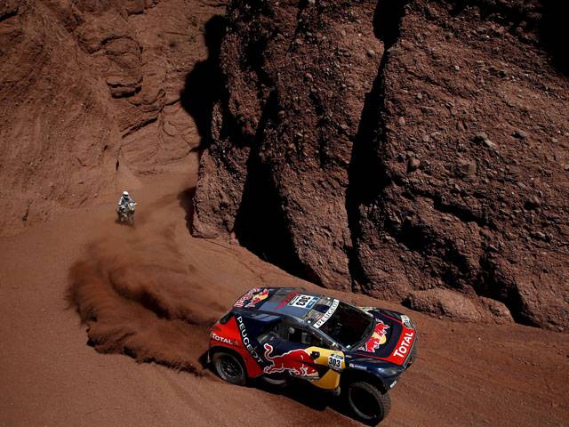 Al-Attiyah strikes as Dakar disaster hits Loeb