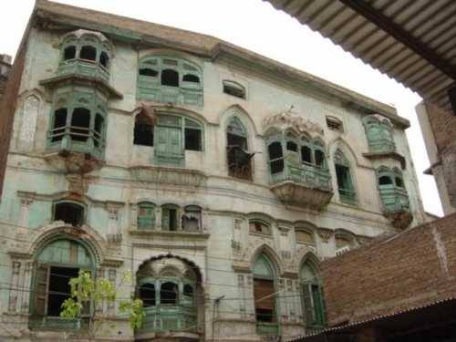 Cases against owners for demolishing Raj Kapoor’s house