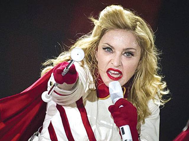 Madonna angers fans with 3-hour gig delay