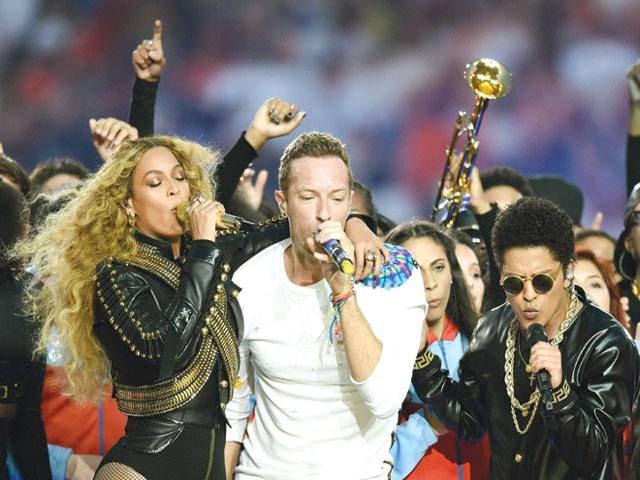 Beyonce, Bruno heat up Coldplay’s Super Bowl halftime show 