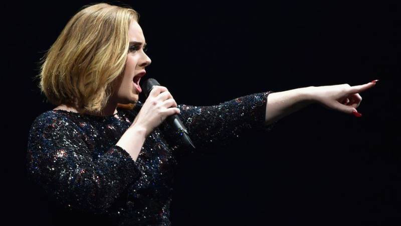 Adele dedicates song to Brussels