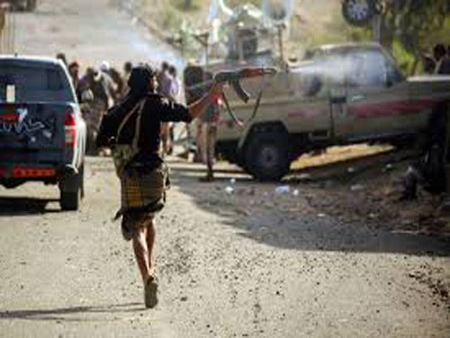 Loyalists, rebels clash in Yemen, jeopardising truce