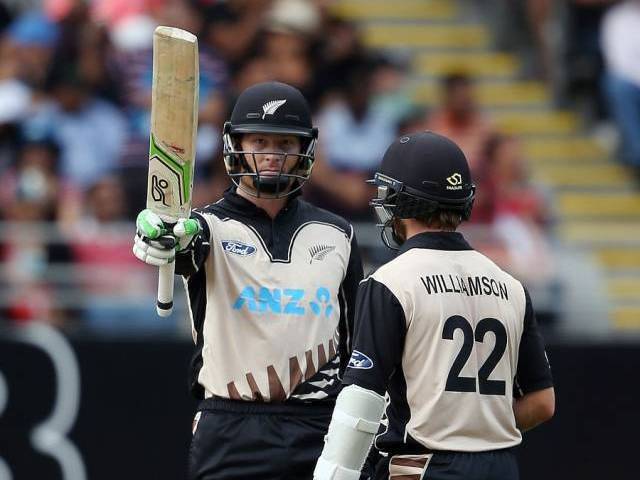 New Zealand's Guptill signs for Lancashire